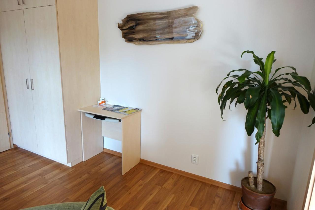 Eel Brno Apartments Bagian luar foto